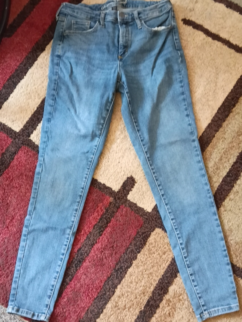 Universal Thread Classic Light Blue Women's Skinny Jeans Size 10R